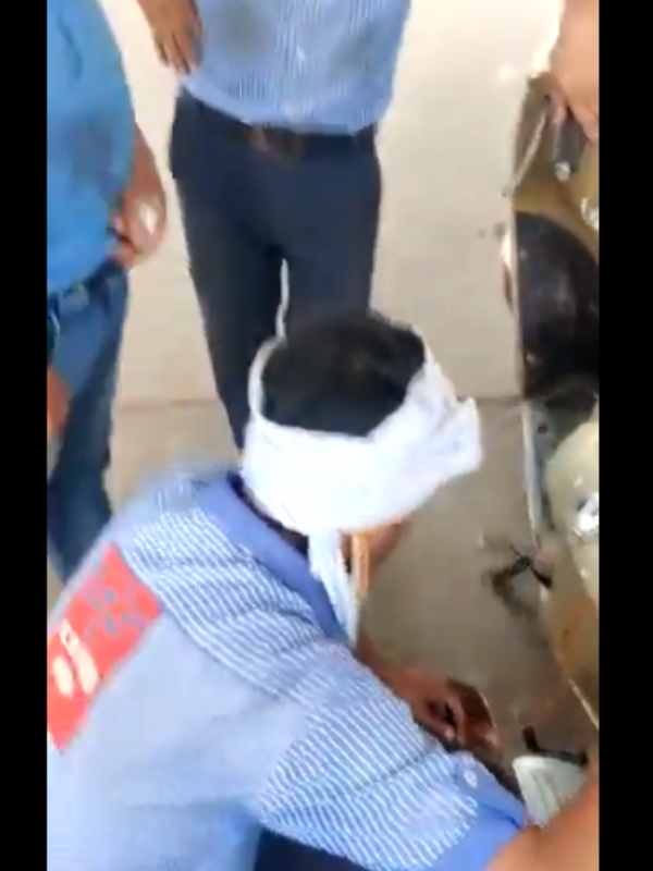 The incident of refusing to buy Rs 2,000 notes at a petrol station in UP has created controversy 