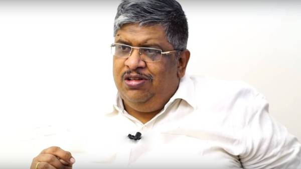  Economist Anand srinivasan thug life moment in an interview 