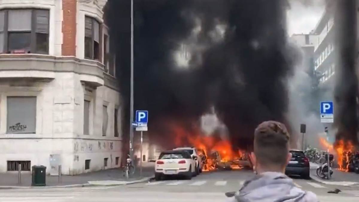  Several vehicles on fire due to huge Explosion rocks Italys Milan