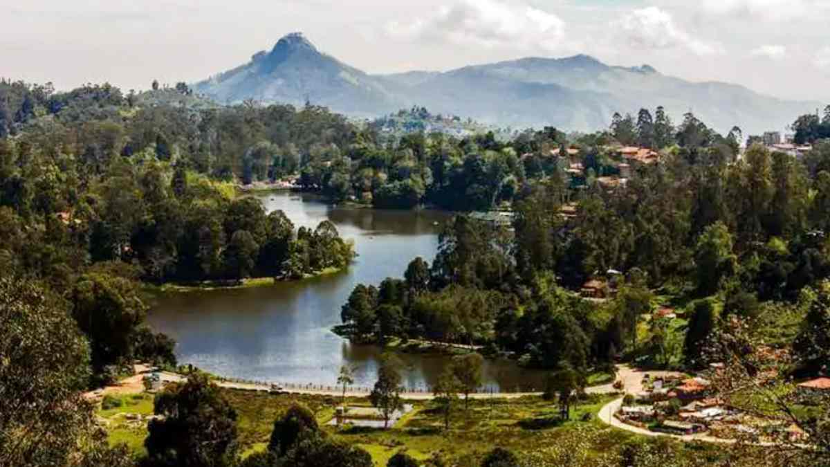 Tour: Must Visit Places in South India in Summer Tour: Must Visit Places in South India in Summer