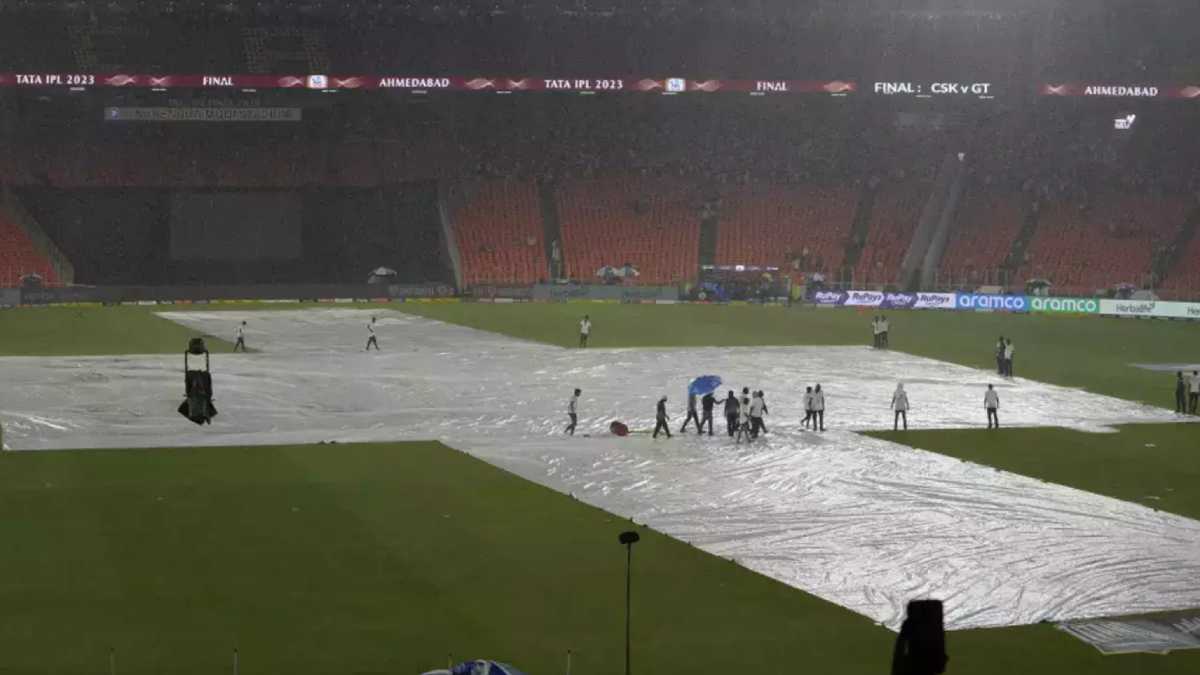 Trending Memes on RCB after CSK wins the IPL final against Gujarat Titans 