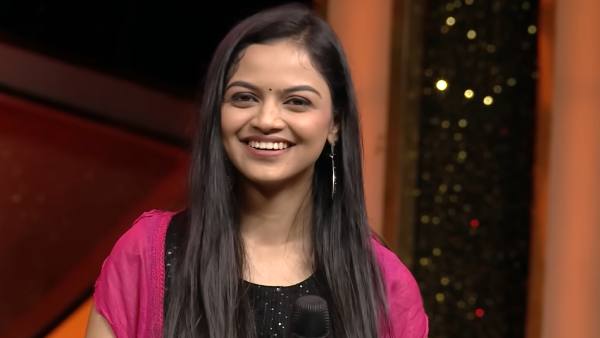 Pooja who professed her love to DJ Block on the stage of Super Singer