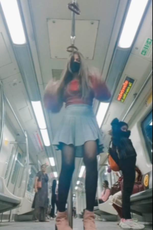 Woman In Mini-Skirt Dances To Punjabi Song in Delhi Metro after Bikini Delhi Metro Girl Woman In Mini-Skirt Dances To Punjabi Song in Delhi Metro after Bikini Delhi Metro Girl