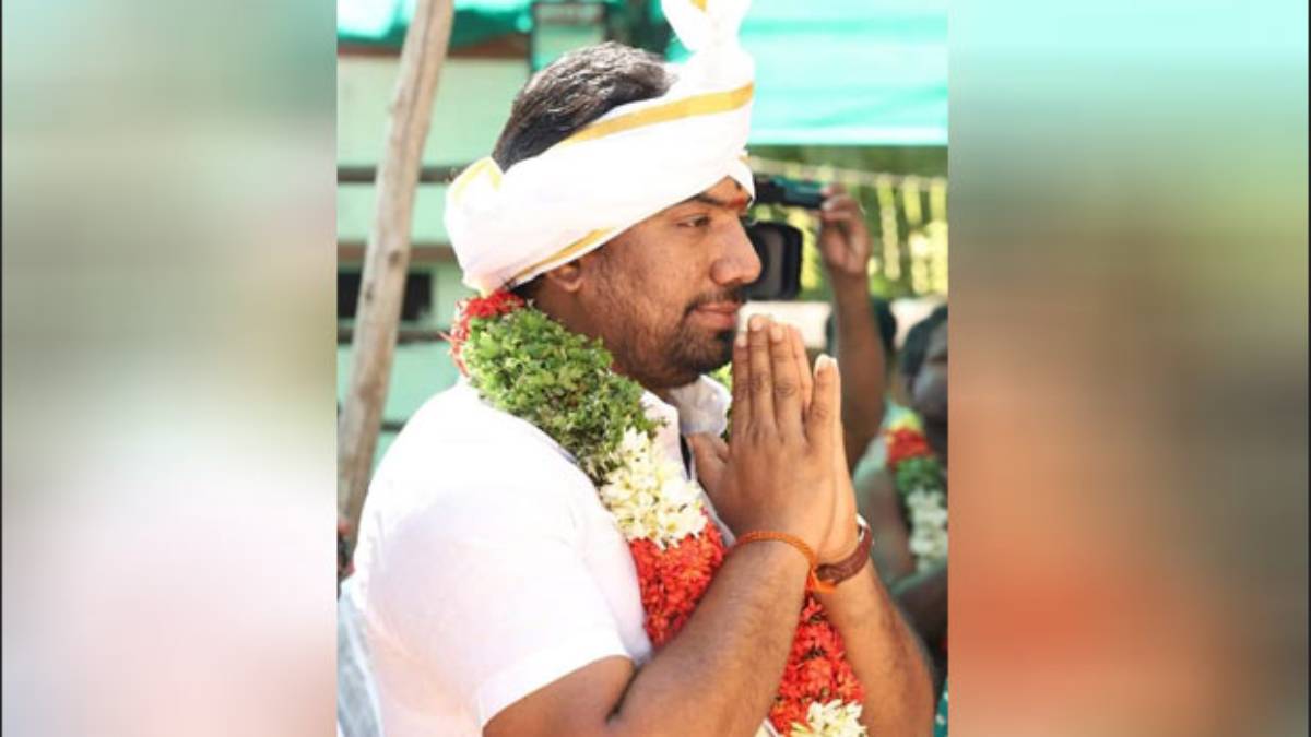 Tamil Nadu former Chief Minister O Panneerselvams youngest son jayapradeep new tweet post about aiadmk 