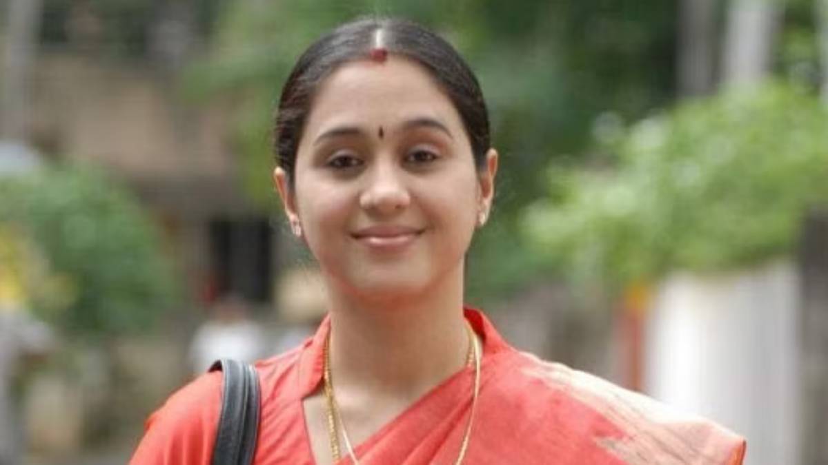 Actress Devayani explains about the story of Idli Uppuma appeared in the movie Sooryavamsam 