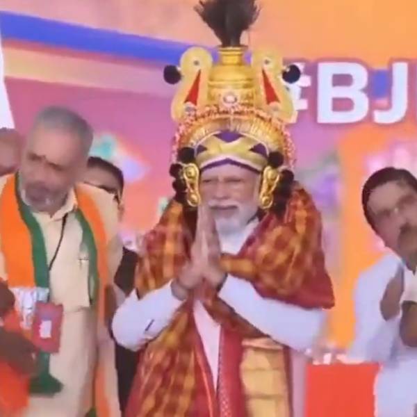 Karnataka Election: PM Modi asked for Ganeshas statue to be removed for cameras could focus on him? video Karnataka Election: PM Modi asked for Ganeshas statue to be removed for cameras could focus on him? video