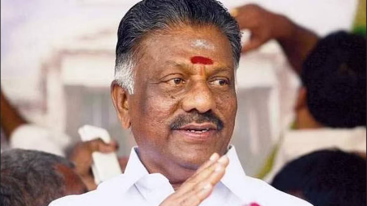 Does bjp high command did not abandoned OPS : Amit shah message to edappadi palanisamy