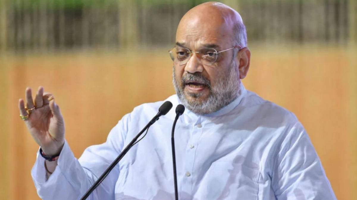 Does bjp high command did not abandoned OPS : Amit shah message to edappadi palanisamy