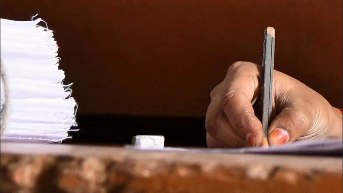 +2 students could be apply from today to may 13 for retotaling and copy for answer script 