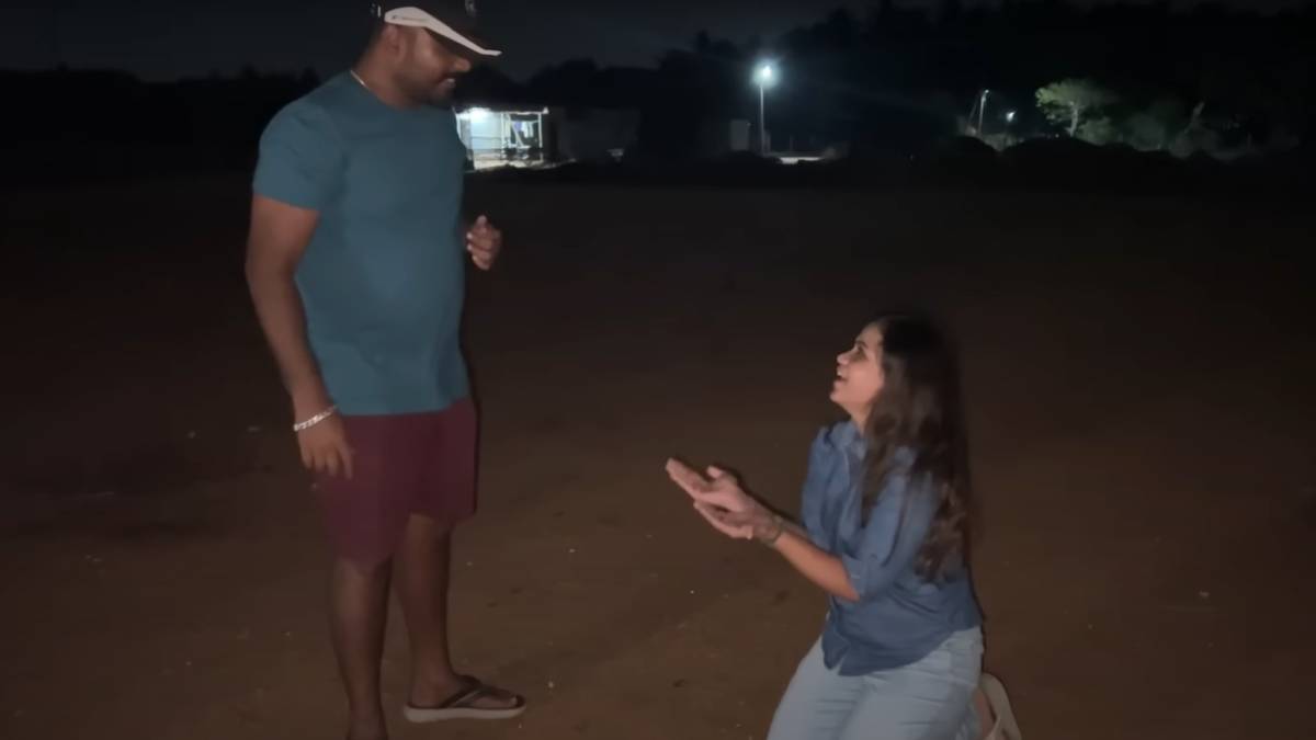 VJ Manimekalai has apologized to her husband on his birthday 