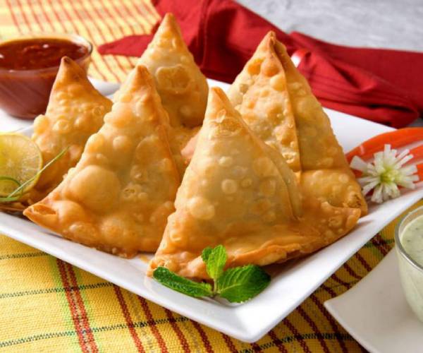 Samosas Ban in Somalia: Some Weird Rules on Food Bans Abroad 