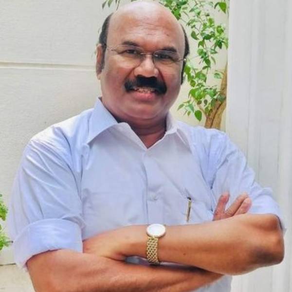 what is the connection between Manobala and AIADMK? Former Minister Jayakumar says this 