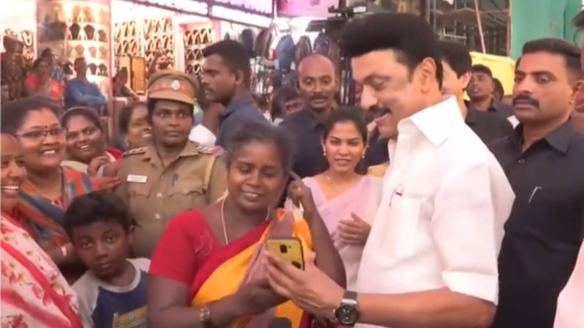  Woman asks CM Stalin to teach her to take Selfie in Thyagaraya nagar