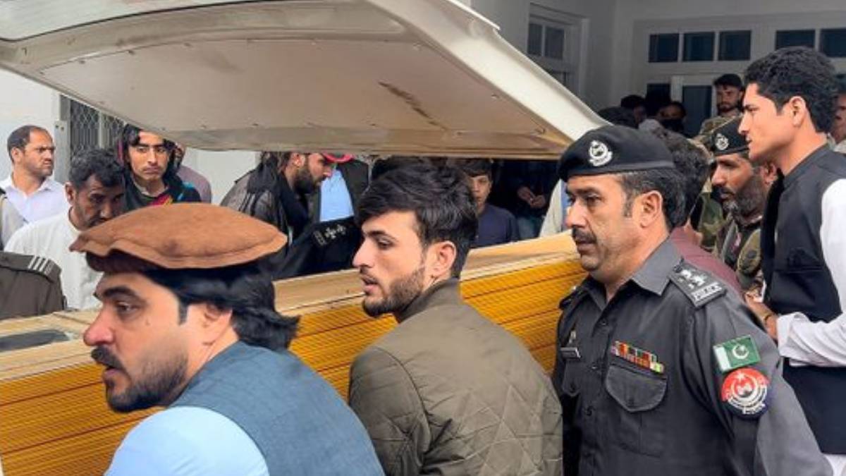 7 Teachers Killed in Shooting at school at Parachinar in Pakistan 