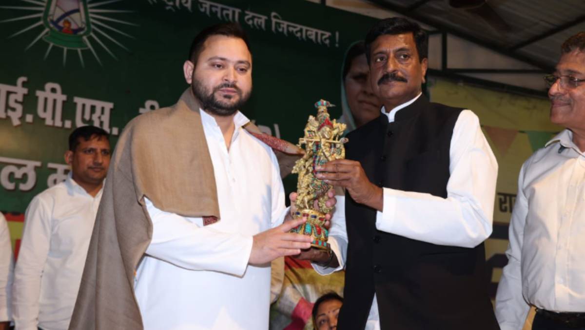  Former DGP of Tamil Nadu Karuna Sagar joins Rashtriya Janata Dal Party