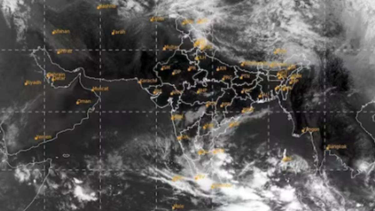 Tamilnadu weather : A new low pressure likely intensify into a storm tomorrow in the Southeast Bay of Bengal 