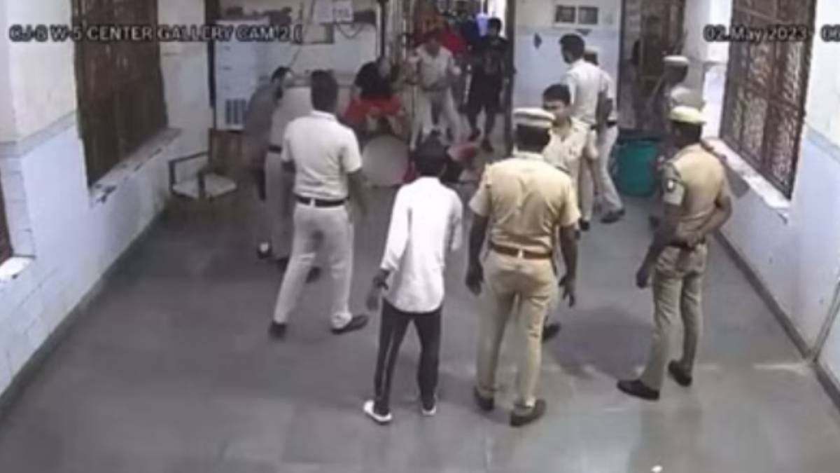 Tamilnadu DGP Orders to Probe on 6 Police Suspend row in Delhi Tamilnadu DGP Orders to Probe on 6 Police Suspend row in Delhi