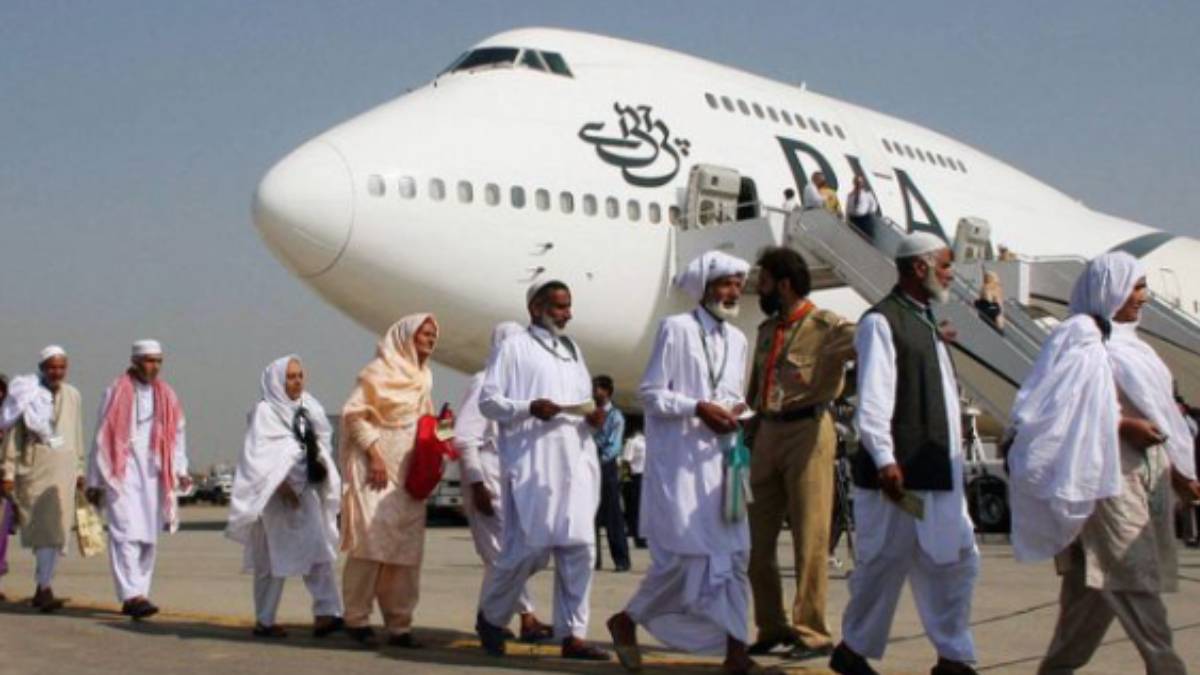 Due to economic crisis in Pakistan 8,000 hajj seats returned to Saudi Arabia 