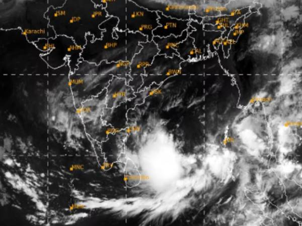 Cyclone Mocha Landfall Expected in Bangladesh and Myanmar on May 14 , Check Rain Alert Areas