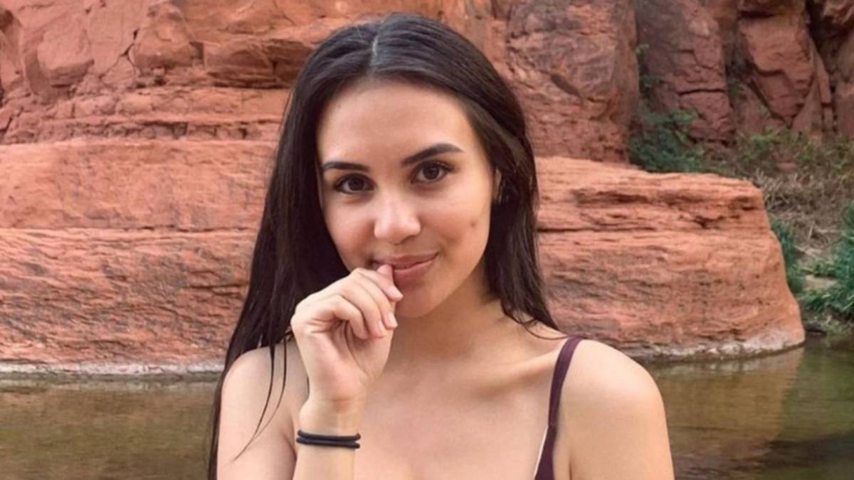 How Model Creates AI Clone Of Herself and charges Rs 5,000 Per Hour 