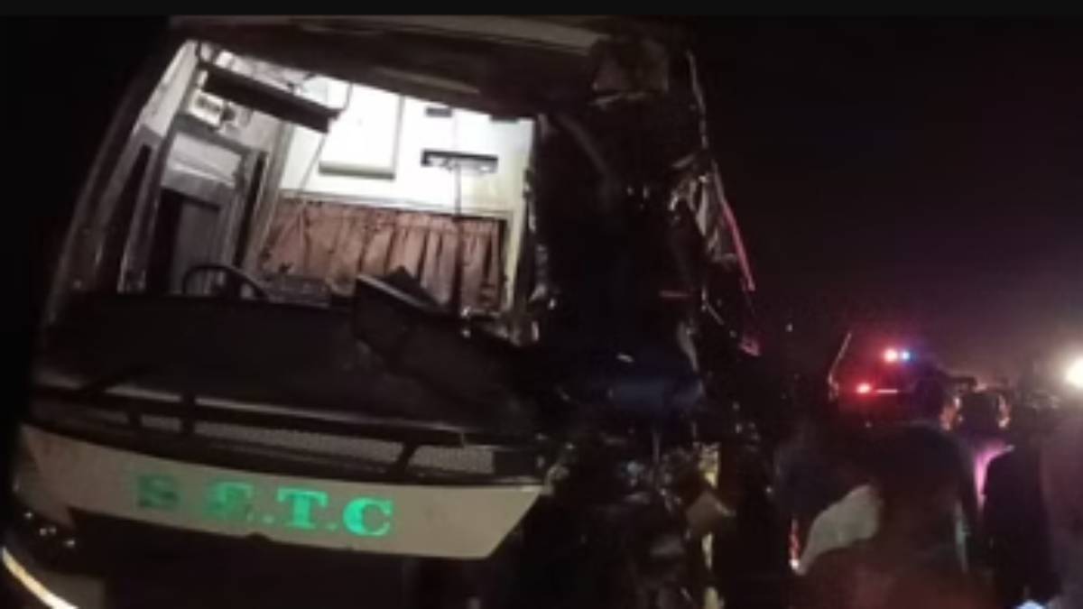 Thiruvarur: government luxury bus collides with tanker truck 4 dead 26 injured in accident