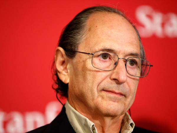 Former vice president of Pfizer, Michael Yeaden, has alleged that the vaccine was invented to control the human population 