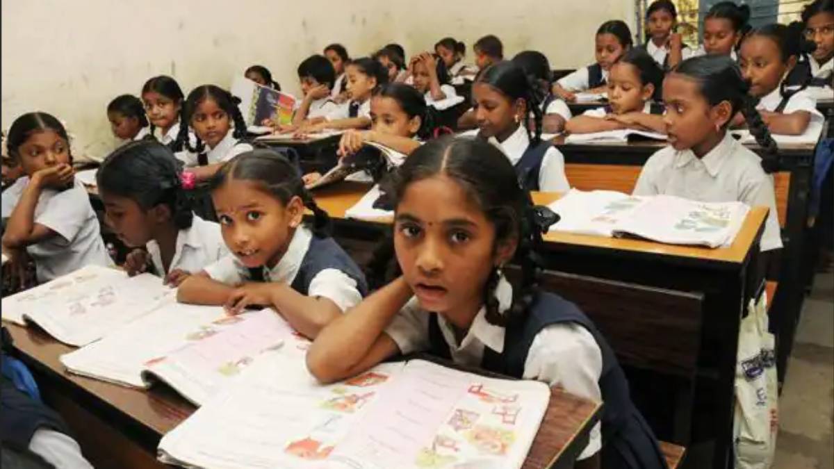 Heat wave boiling roads will the school reopening be delayed in Tamil Nadu Heat wave boiling roads will the school reopening be delayed in Tamil Nadu