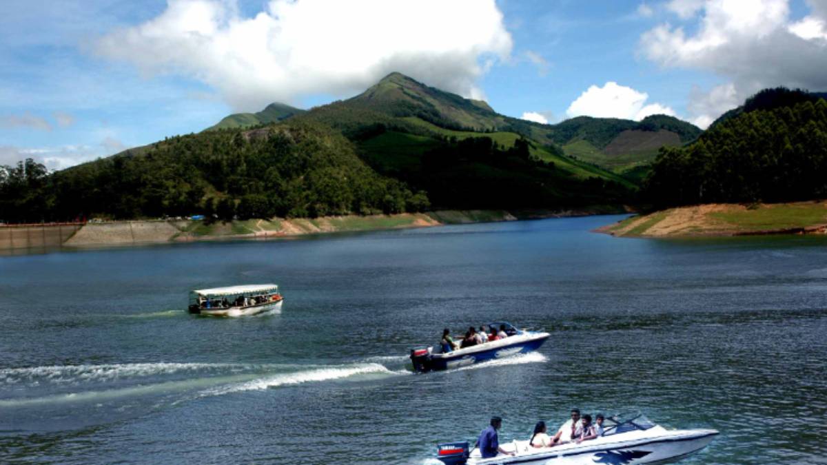 It is not Gods land,The land where God wants to live: Do you know what is around Theni? 