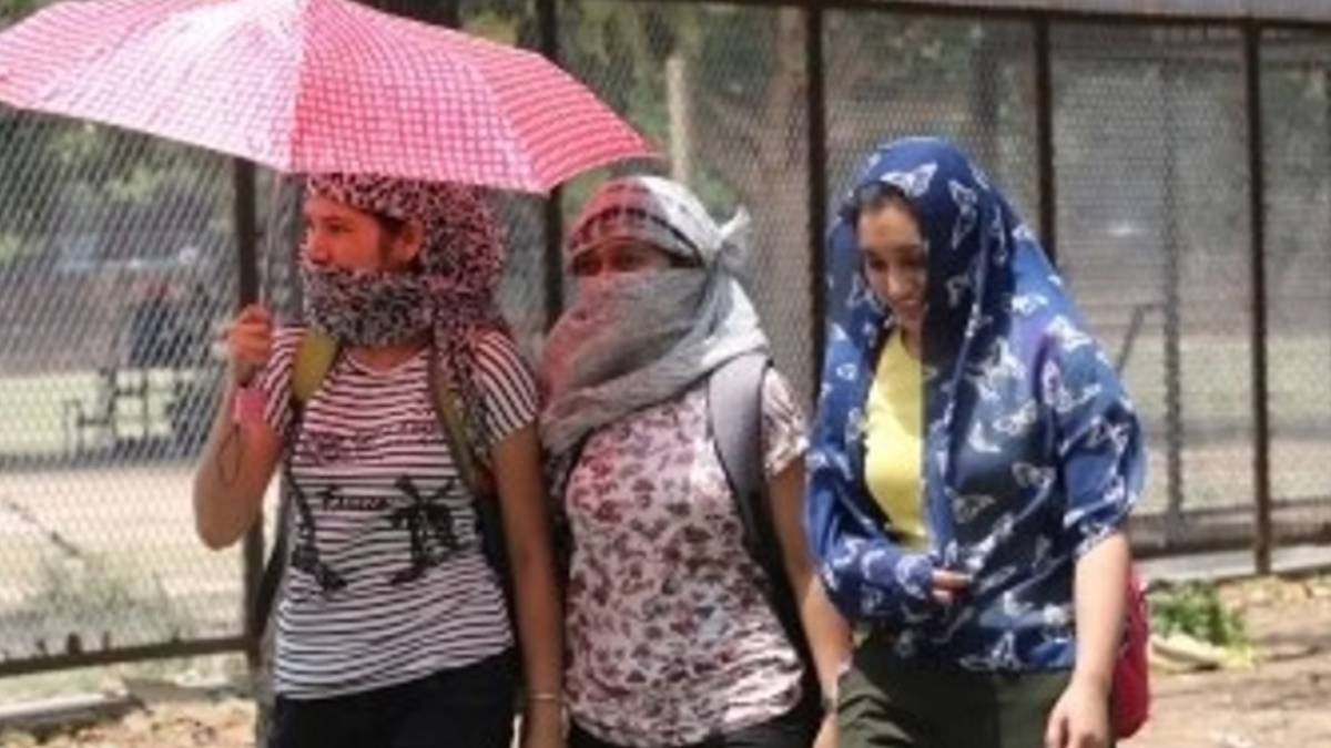 Heat wave in TN likely to intensify over next two days says Meteorological Department 