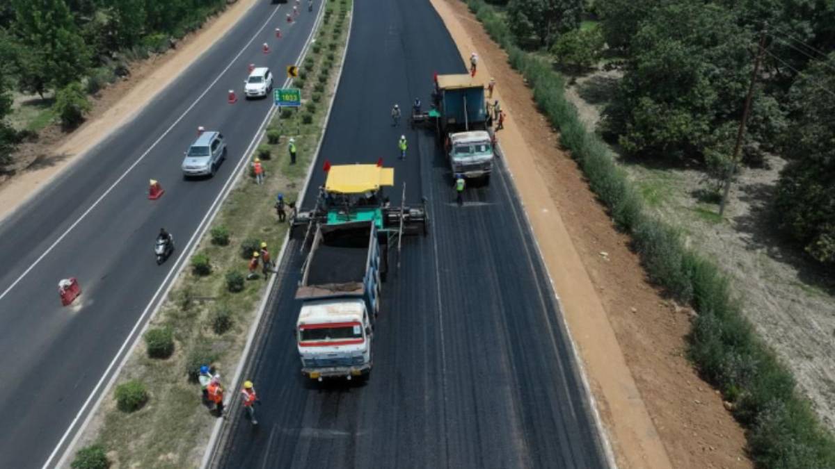  How 100 Km Of Ghaziabad-Aligarh Expressway Constructed In Record 100 Hours
