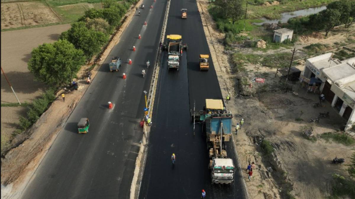  How 100 Km Of Ghaziabad-Aligarh Expressway Constructed In Record 100 Hours