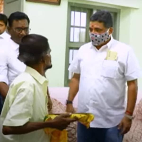 Minister Palanivel Thiagarajan sent his car to Tailor Nagesh house and offered financial aid 