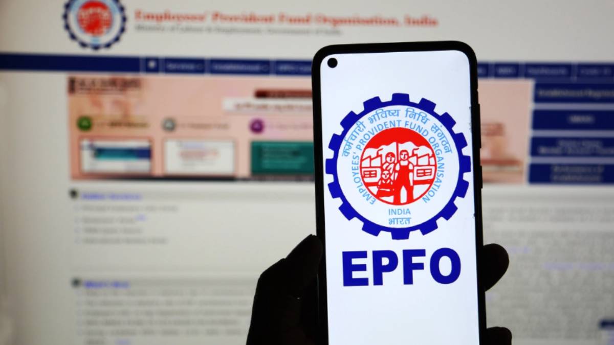  According to EPFO data in Tamil Nadu, how much employment is generated in one year? 