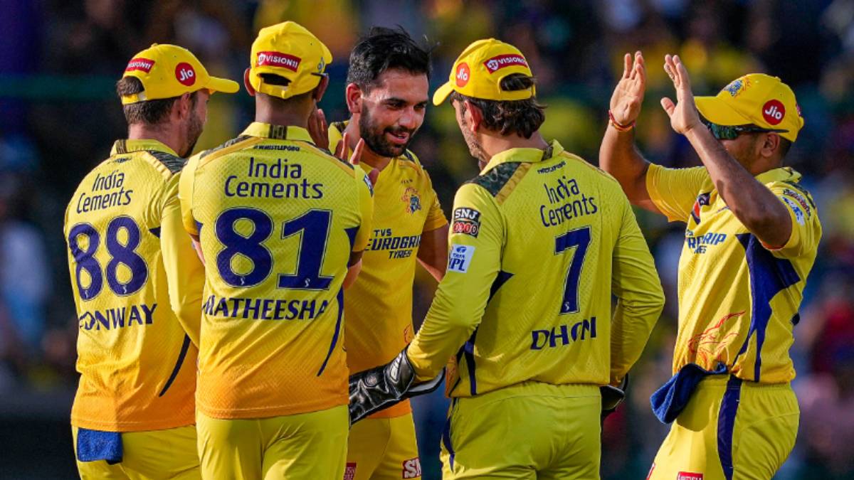 Shubman gill vs Rashid khan : Which players are going to be a headache for CSK in todays match? Shubman gill vs Rashid khan : Which players are going to be a headache for CSK in todays match?
