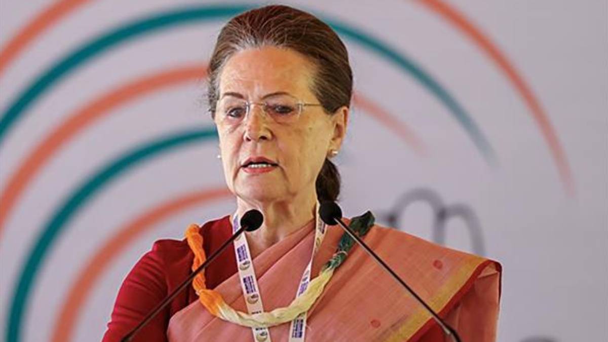 It is either me or someone else, but not DK Shivakumar: What did Siddaramaiah say to Congress top brass? 