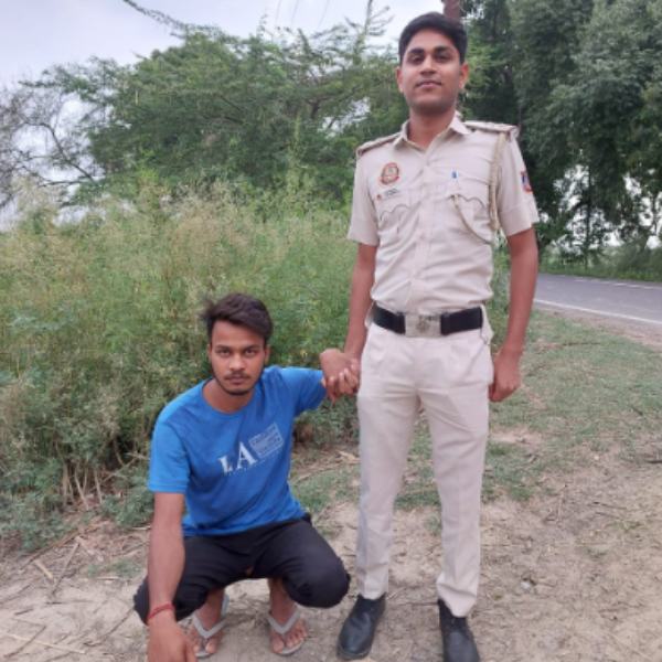  Delhi Teen Chilling Murder By Boyfriend On CCTV, No One Stops Him