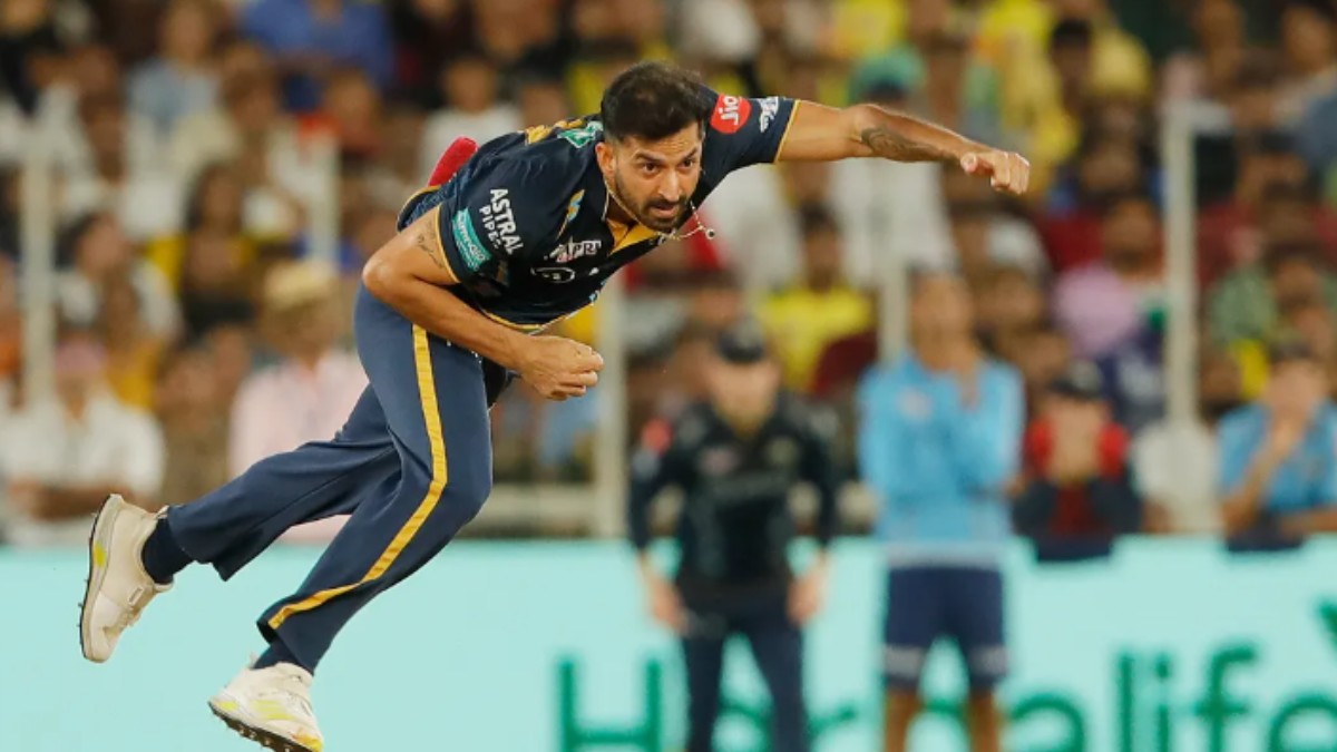 Mohit Sharma may have lost the match but he has won many hearts today 