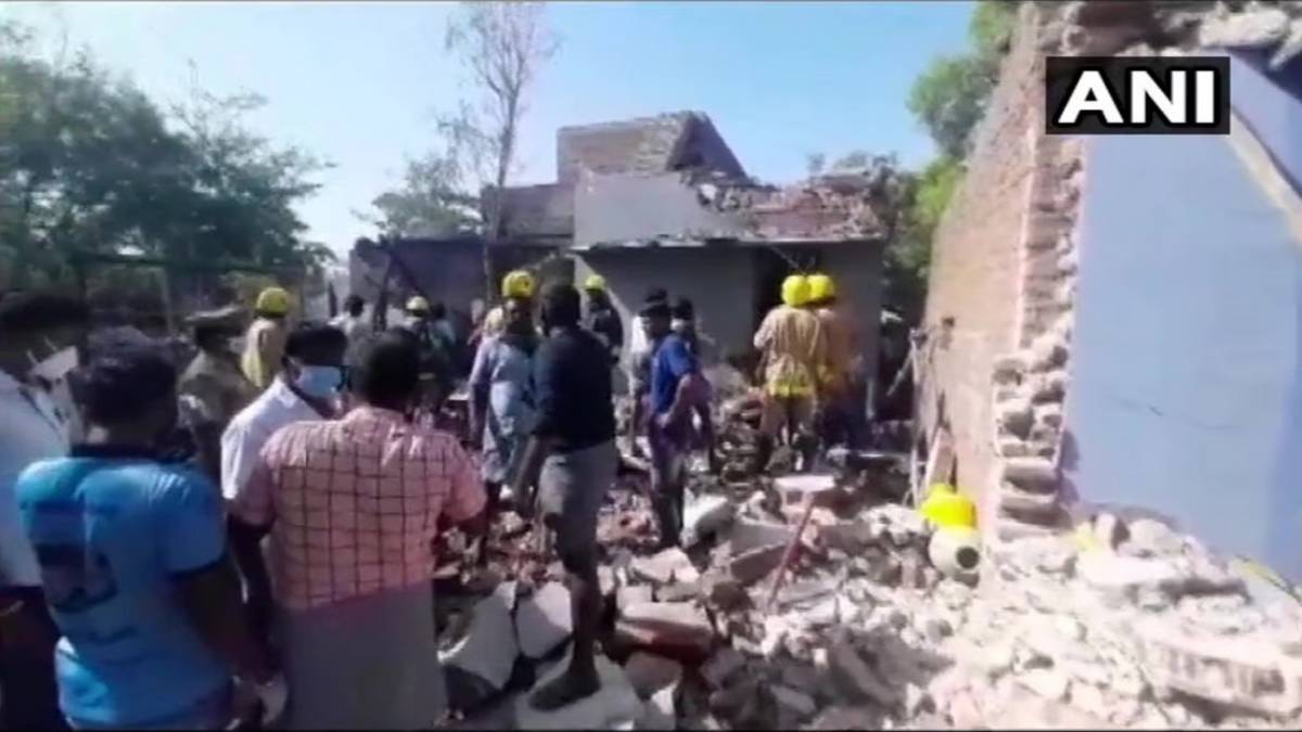 3 killed in Sivakasi firecracker factory explosion Chief Minister Stalin announced relief of Rs.3 lakh 