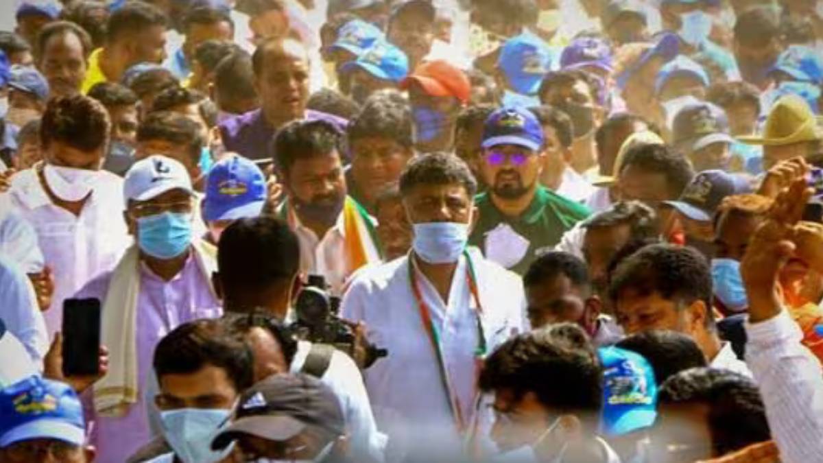 Tough time for Tamilnadu govt ahead, as Mekedatu dam supporter DK Shivakumar got deputy CM post Tough time for Tamilnadu govt ahead, as Mekedatu dam supporter DK Shivakumar got deputy CM post