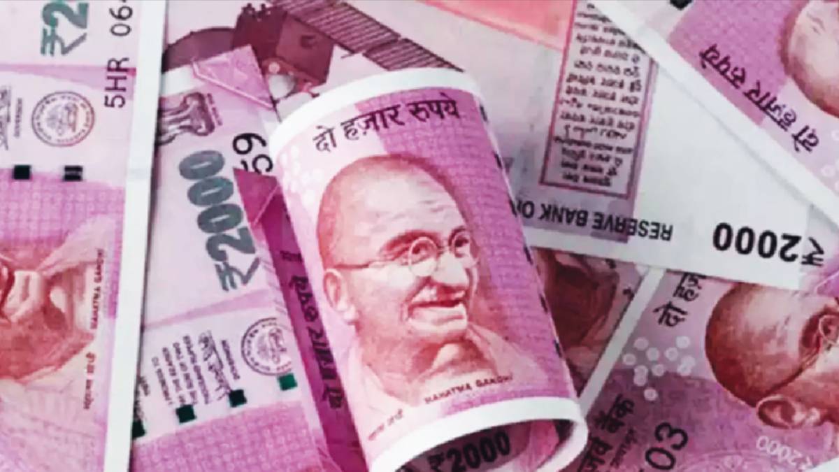 Siddaramaiah slams modi government on 2000 rupees note withdrawn by RBI 