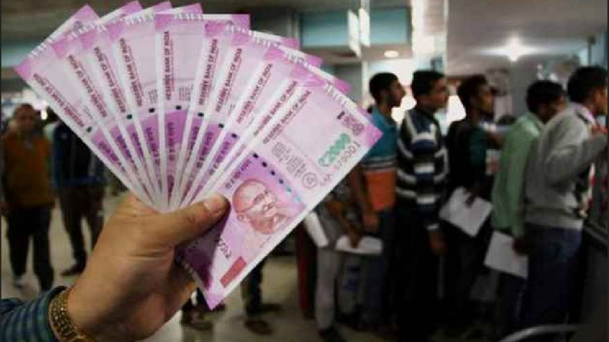 2000 Currency Ban Middle class shocking Who will believe? Money? asks Anand Srinivasan 2000 Currency Ban Middle class shocking Who will believe? Money? asks Anand Srinivasan