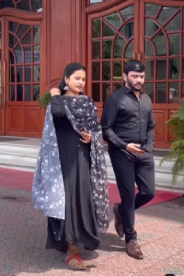 Actress Kannika Ravi is starting a hair oil business with her husband Snekan