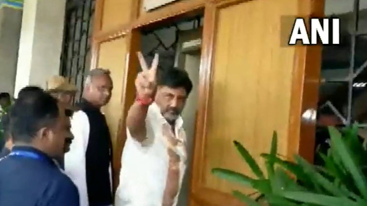 Karnataka Deputy CM DK Shivakumar bows down and touches the steps of Vidhana Souda in Bangalore 