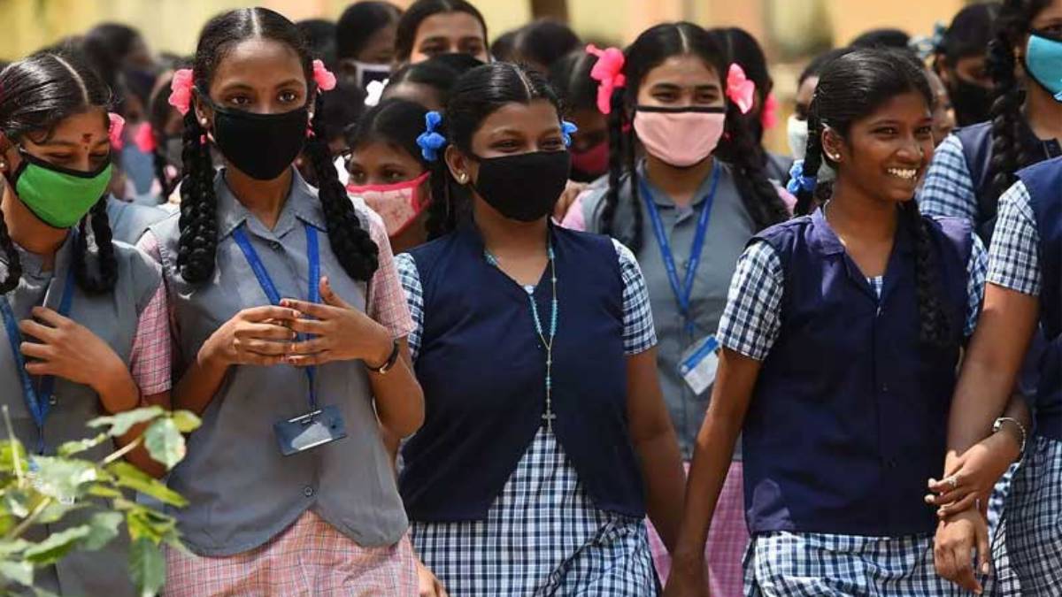 Schools will open on June 1 in Tamil Nadu - Minister Anbil Mahesh Poiyamozhi 