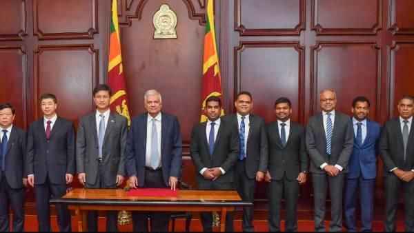 Chinese Oil Company Signs Deal With Crisis-Hit Sri Lanka in fuel sale Chinese Oil Company Signs Deal With Crisis-Hit Sri Lanka in fuel sale