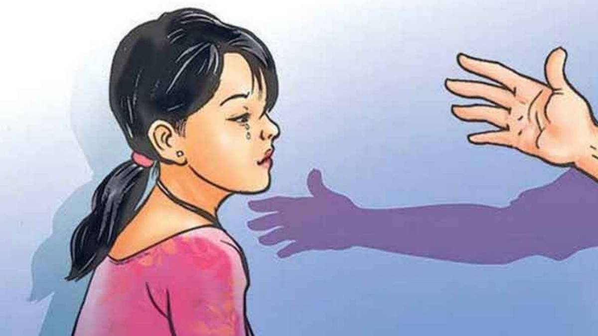 4 arrested for spreading cake on a minor girl in compulsion 