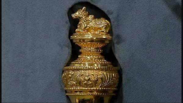Vummidi Bangaru Jewellers made Sengol Sceptre for New Parliament Vummidi Bangaru Jewellers made Sengol Sceptre for New Parliament