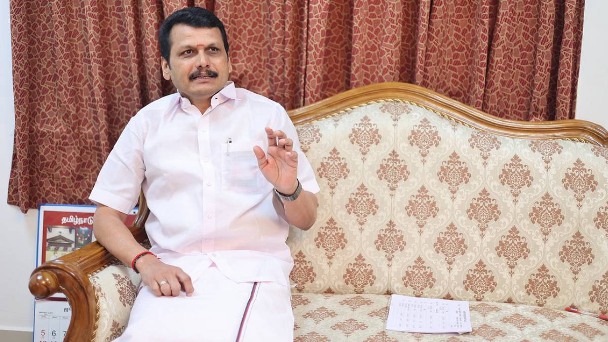 Annamalai condemns DMKians heckling the Income tax officials who are raiding at Minister Senthil Balaji premises 