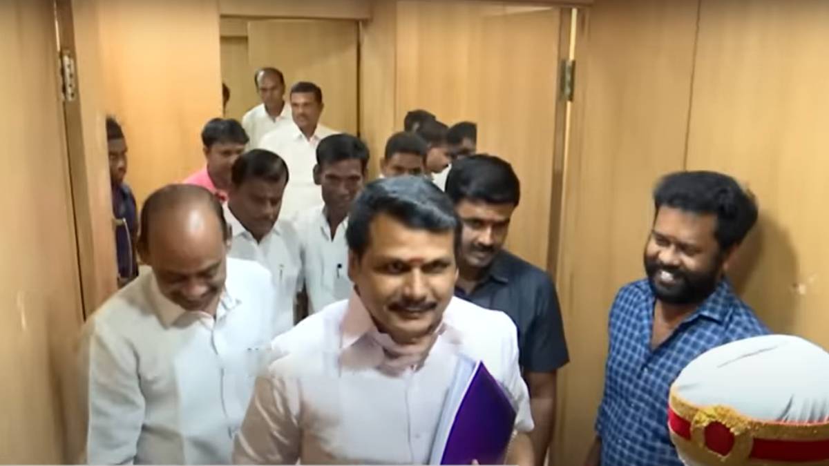 Minister senthil balajis cool reply to press while IT raid in many places 