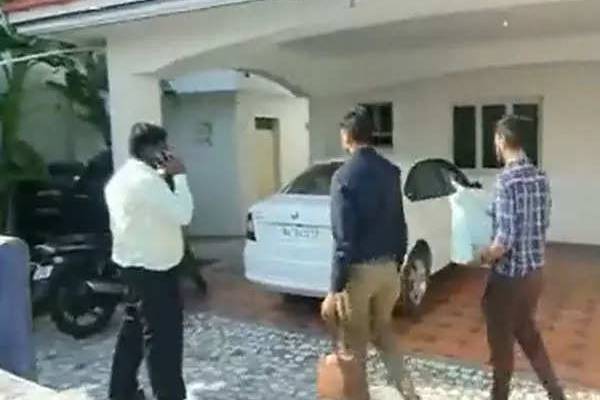 Minister Senthil Balaji says that It official not even give some tome to open the door 